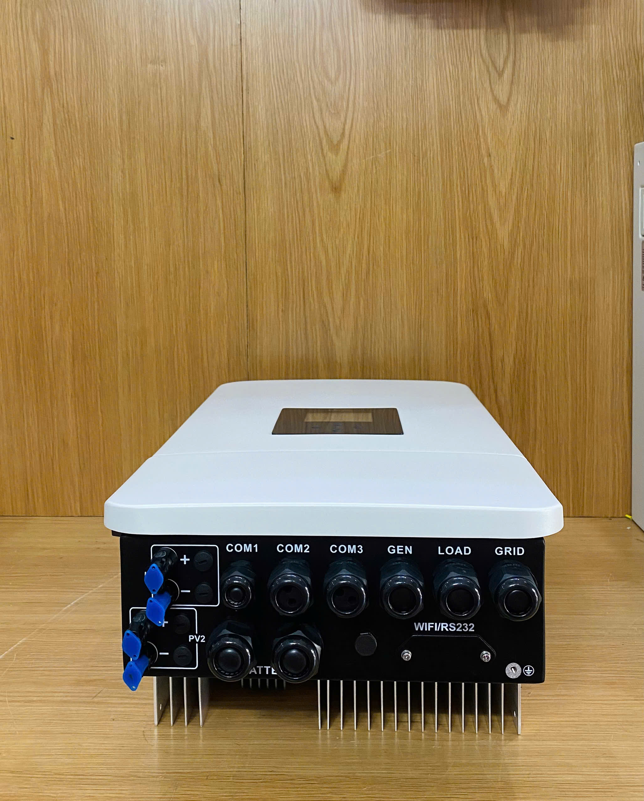 Biến tần deye hybrid 6kw 1 pha