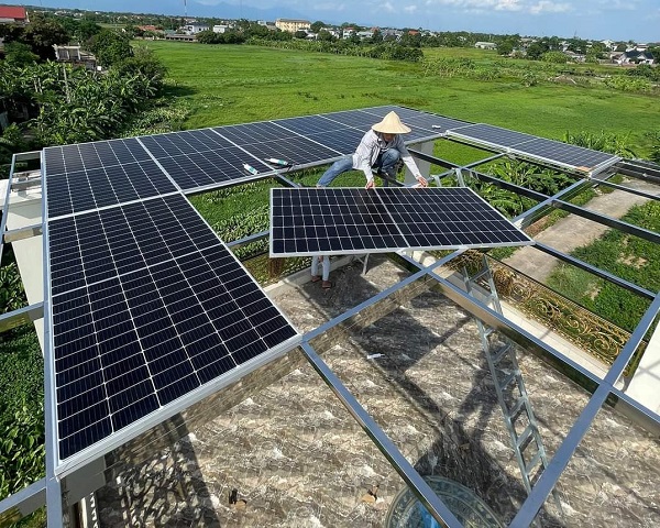 Kỹ thuật Việt An Solar lắp điện mặt trời tại hà nam