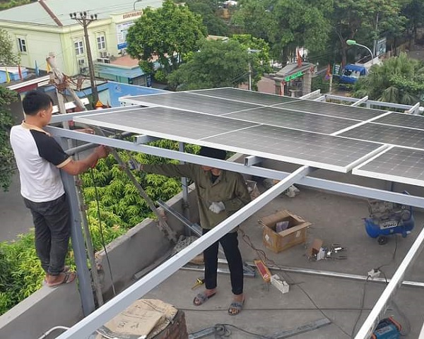 quá trình lắp đặt điện năng lượng mặt trời gia đình của Việt An Solar