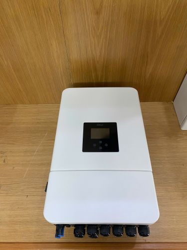 Biến tần deye hybrid 5kw 1 pha